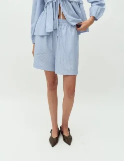 Calyn-M Shorts - Stribet